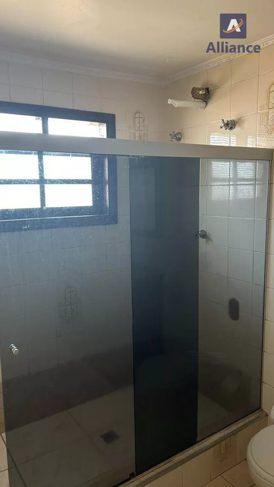 Casa para alugar com 3 quartos, 180m² - Foto 10