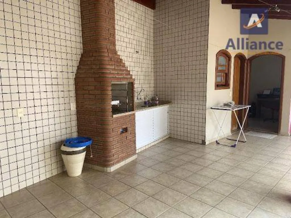Casa, 3 quartos, 230 m² - Foto 7