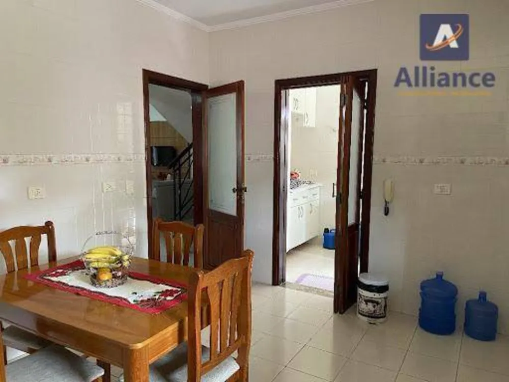 Casa, 3 quartos, 230 m² - Foto 8