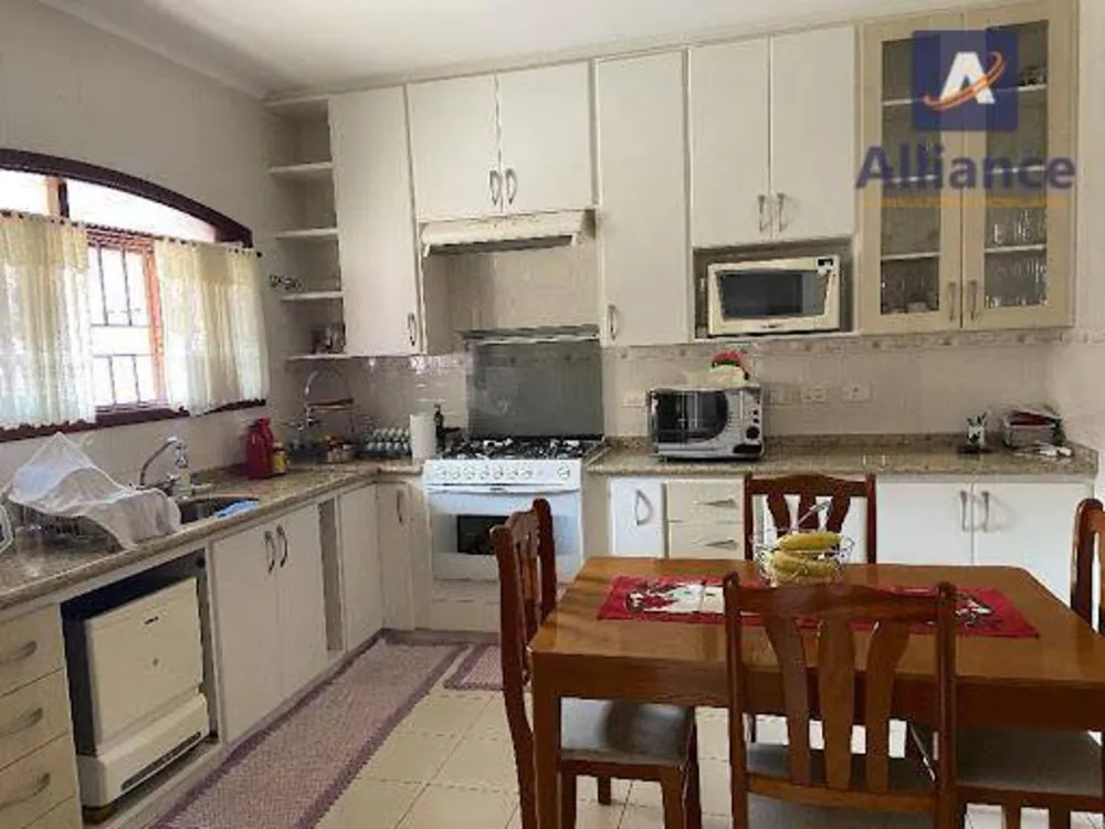 Casa, 3 quartos, 230 m² - Foto 15