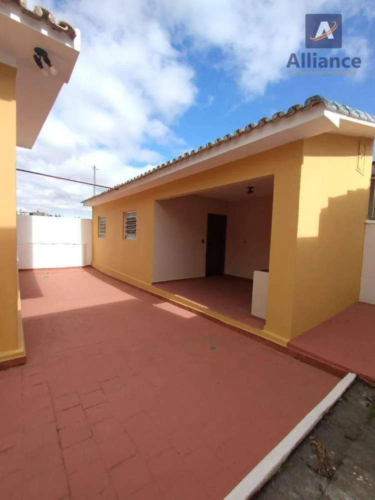 Casa, 3 quartos, 190 m² - Foto 1