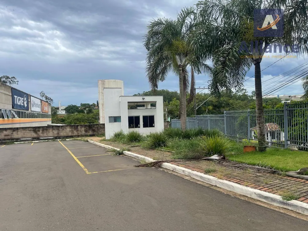 Depósito-Galpão, 3400 m² - Foto 1
