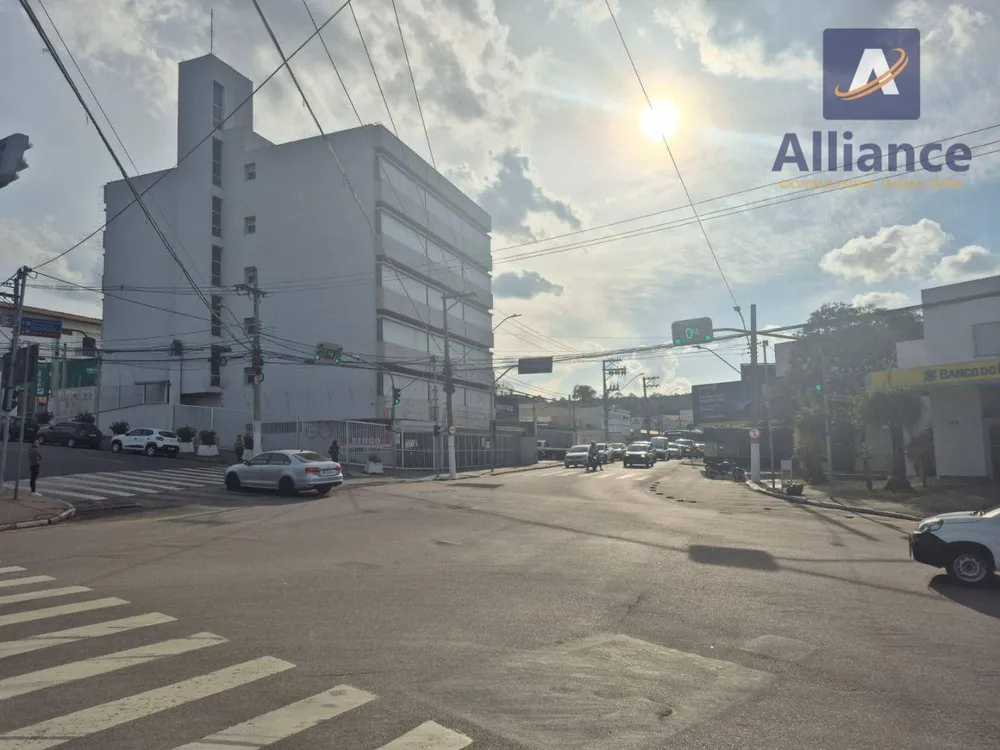 Loja-Salão, 1157 m² - Foto 1