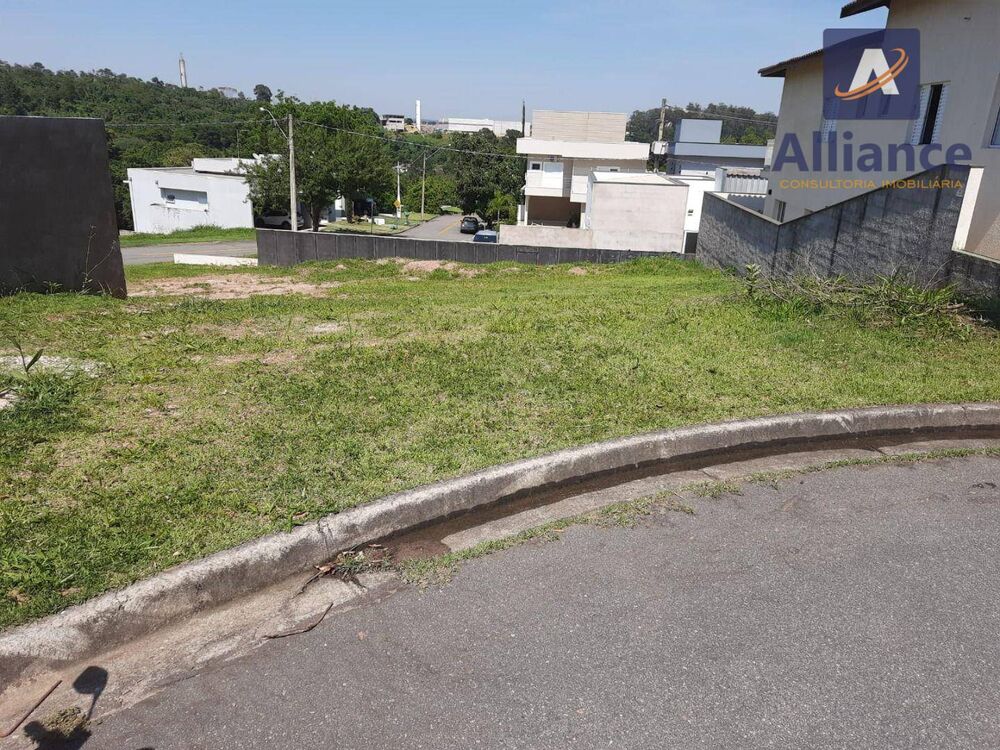 Loteamento e Condomínio, 323 m² - Foto 1