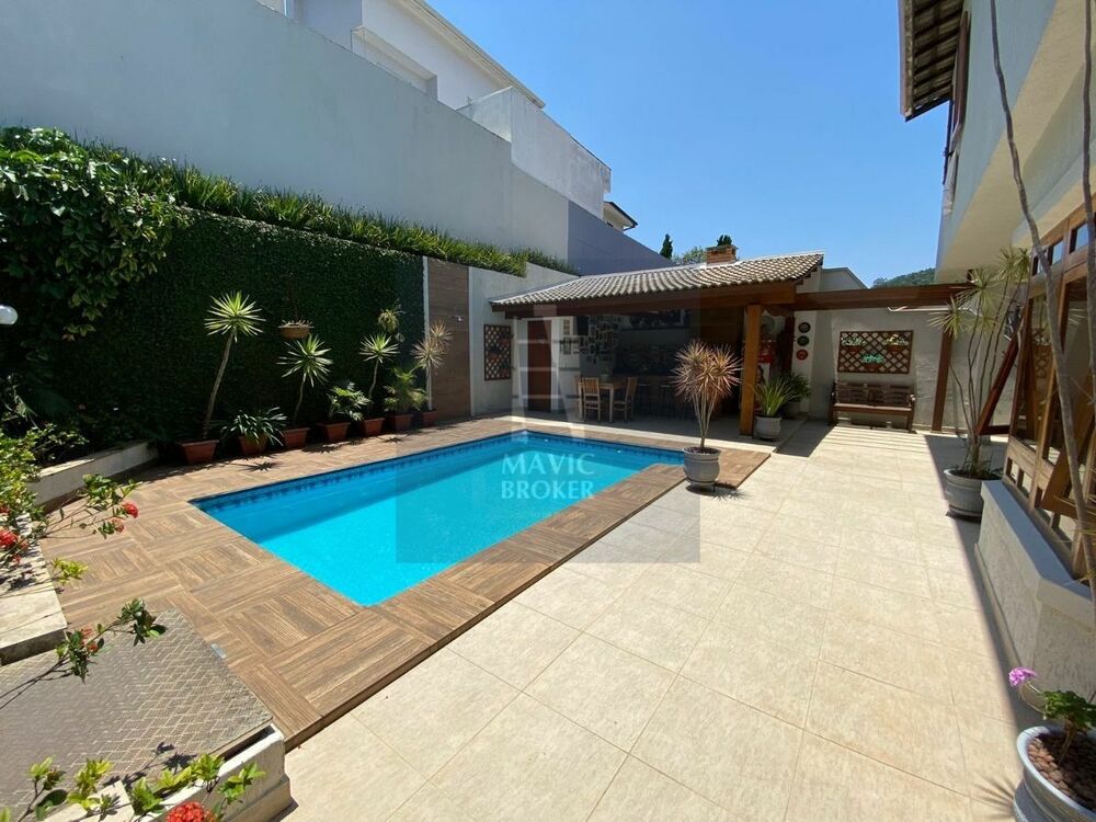 Casa, 4 quartos, 336 m² - Foto 2