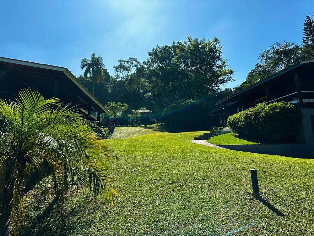 Chácara, 5 quartos, 5000 m² - Foto 1