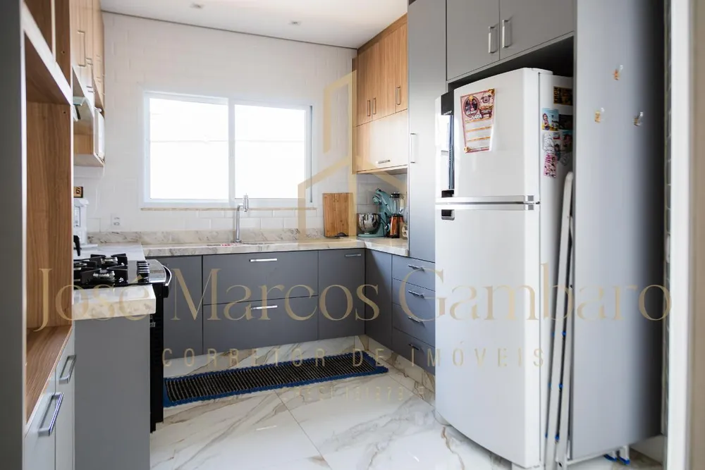 Casa, 3 quartos, 207 m² - Foto 4