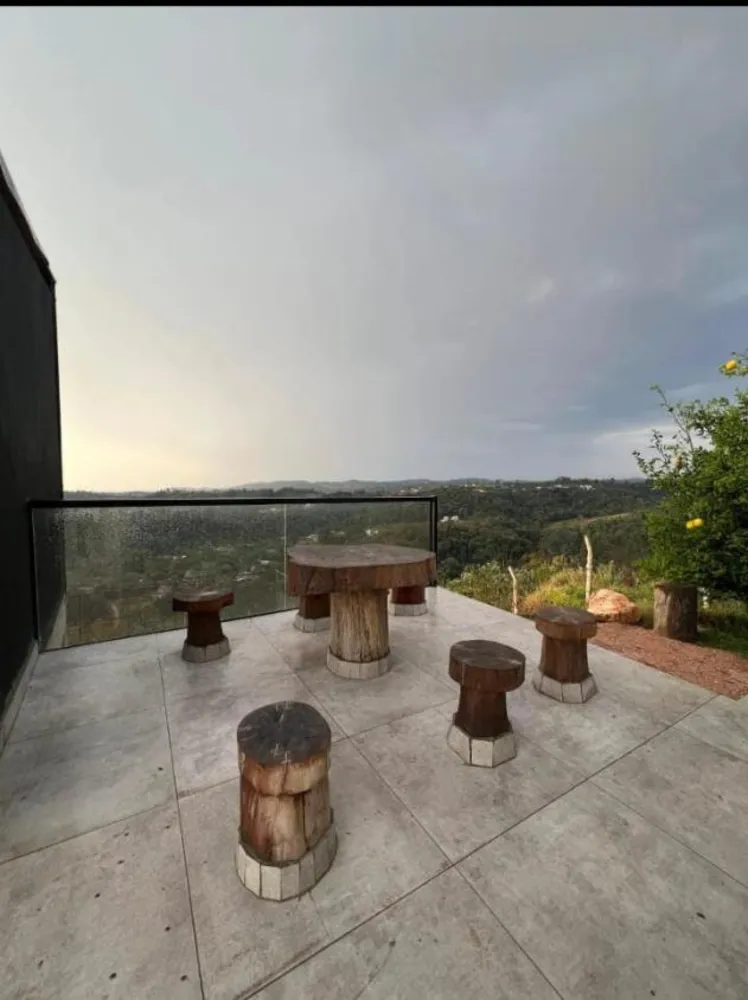 Chácara, 3 quartos, 2970 m² - Foto 1
