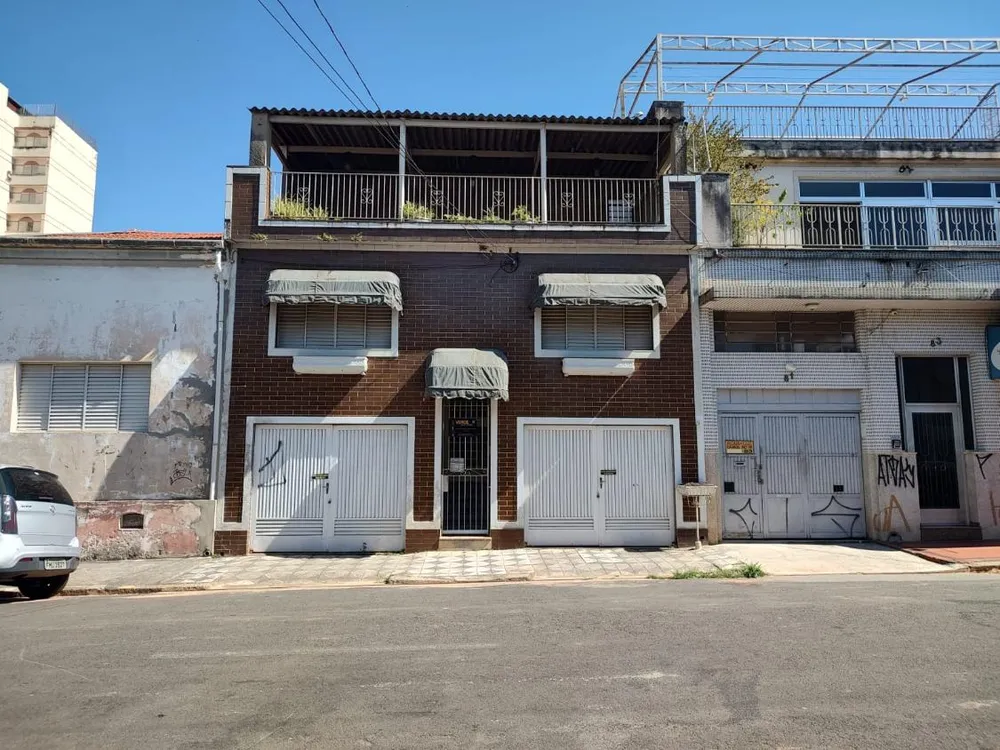 Casa, 4 quartos, 238 m² - Foto 1
