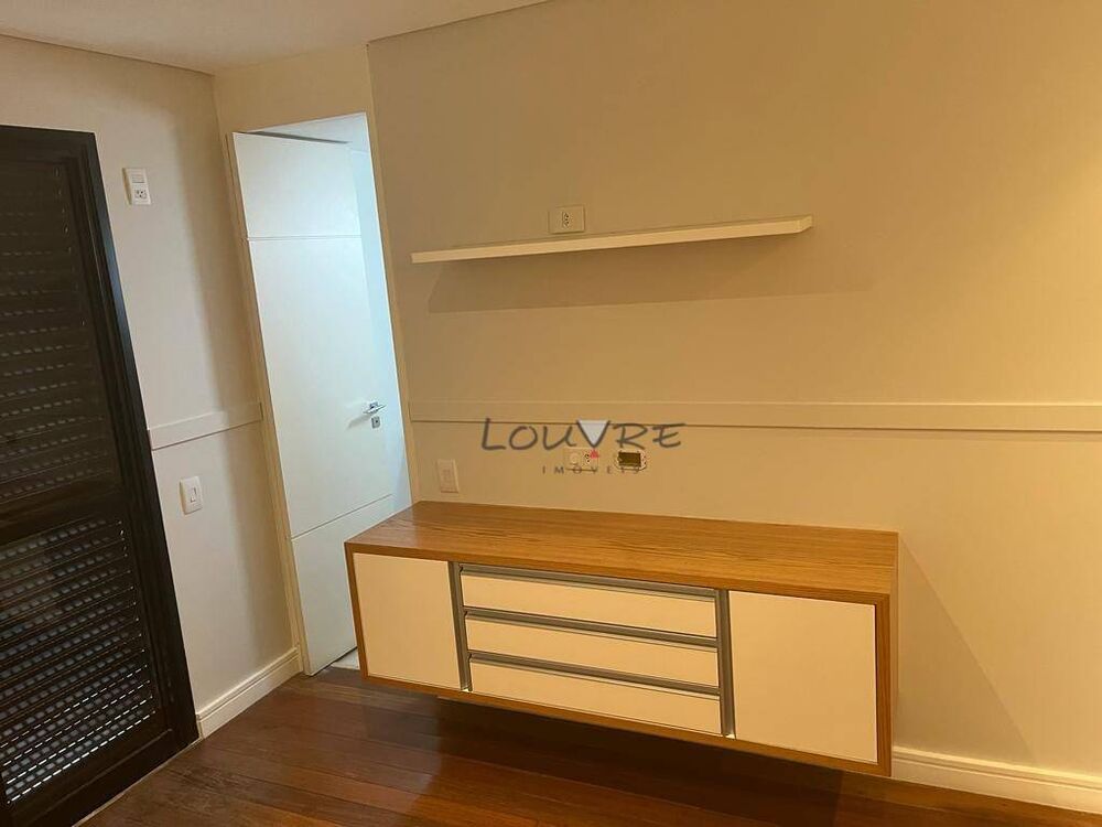 Apartamento à venda com 3 quartos, 192m² - Foto 8