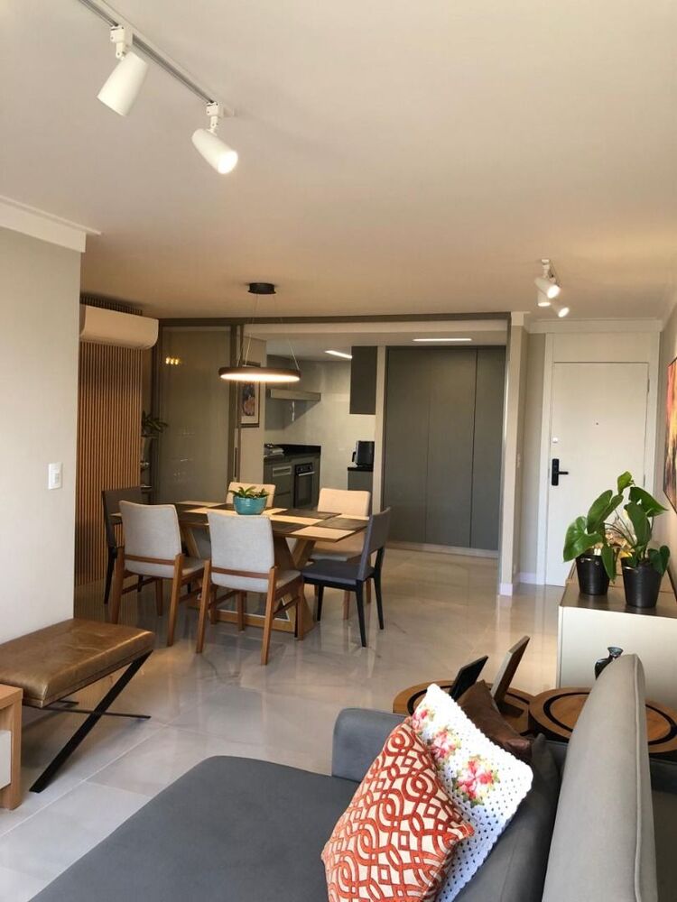 Apartamento à venda com 3 quartos, 111m² - Foto 4