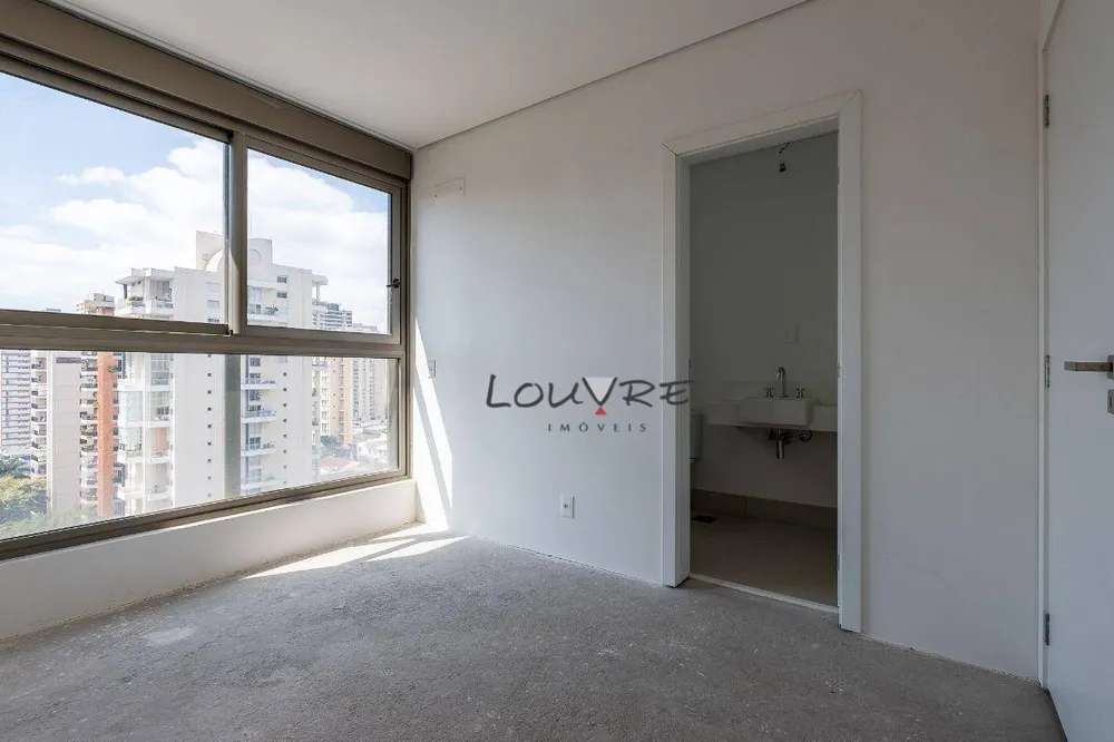 Apartamento, 3 quartos, 271 m² - Foto 2