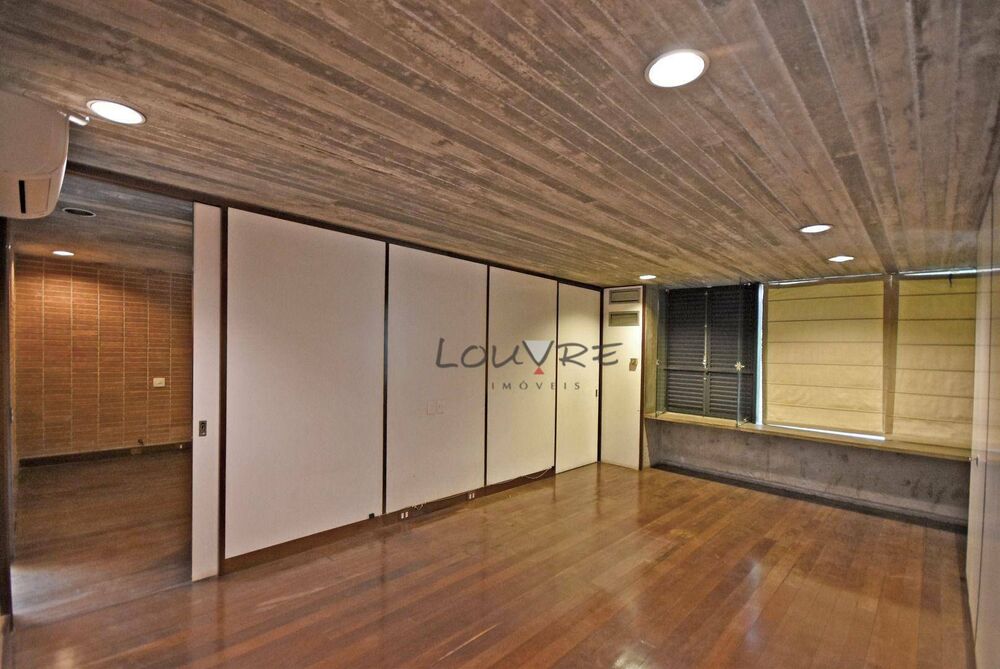 Casa à venda com 3 quartos, 976m² - Foto 8
