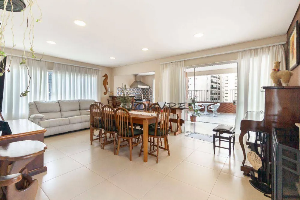 Apartamento, 3 quartos, 244 m² - Foto 8