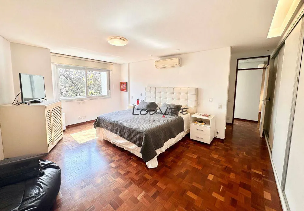 Apartamento, 3 quartos, 241 m² - Foto 9