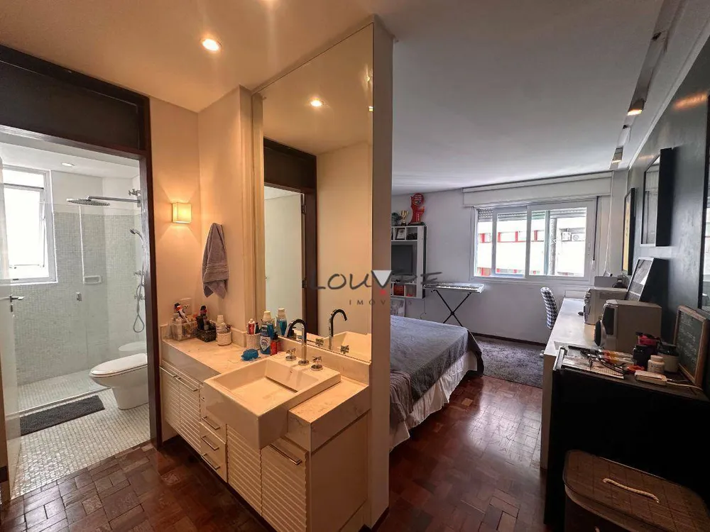 Apartamento, 3 quartos, 241 m² - Foto 12