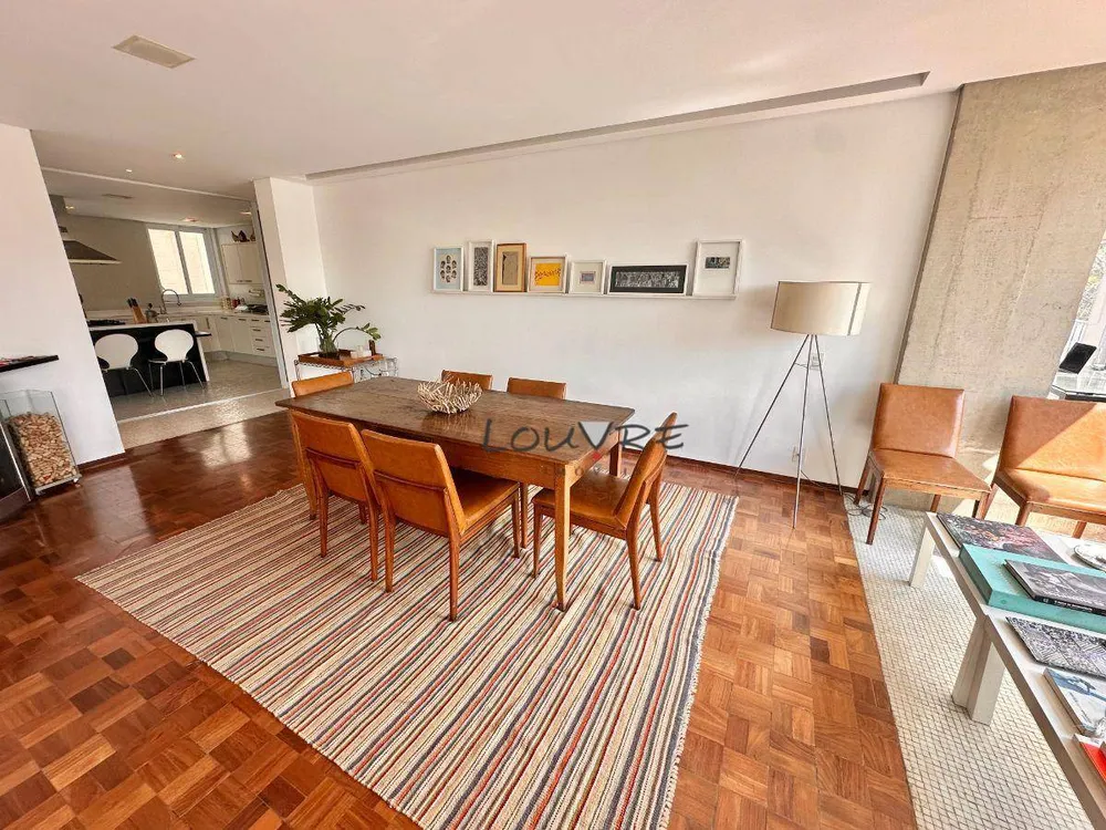 Apartamento, 3 quartos, 241 m² - Foto 11