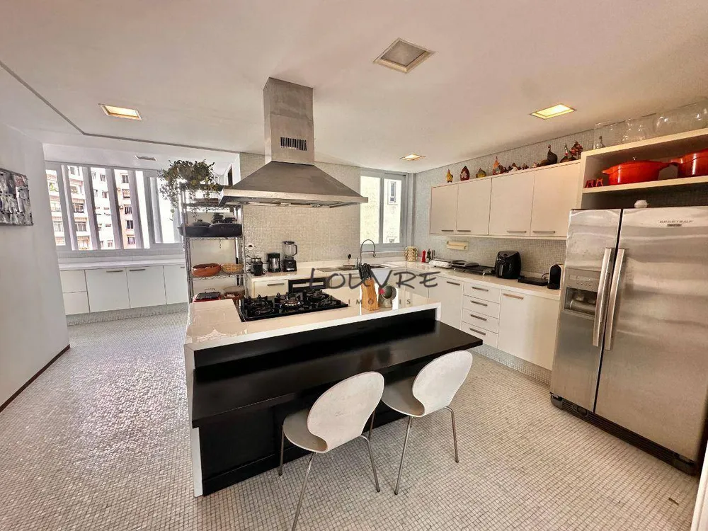 Apartamento, 3 quartos, 241 m² - Foto 4