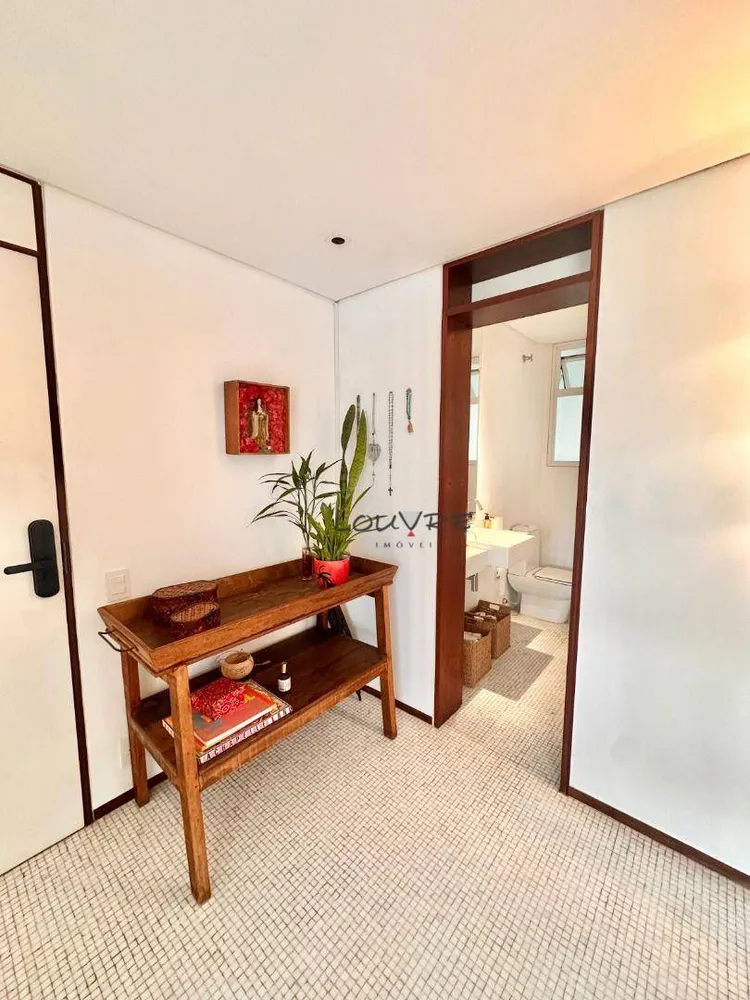 Apartamento, 3 quartos, 241 m² - Foto 9