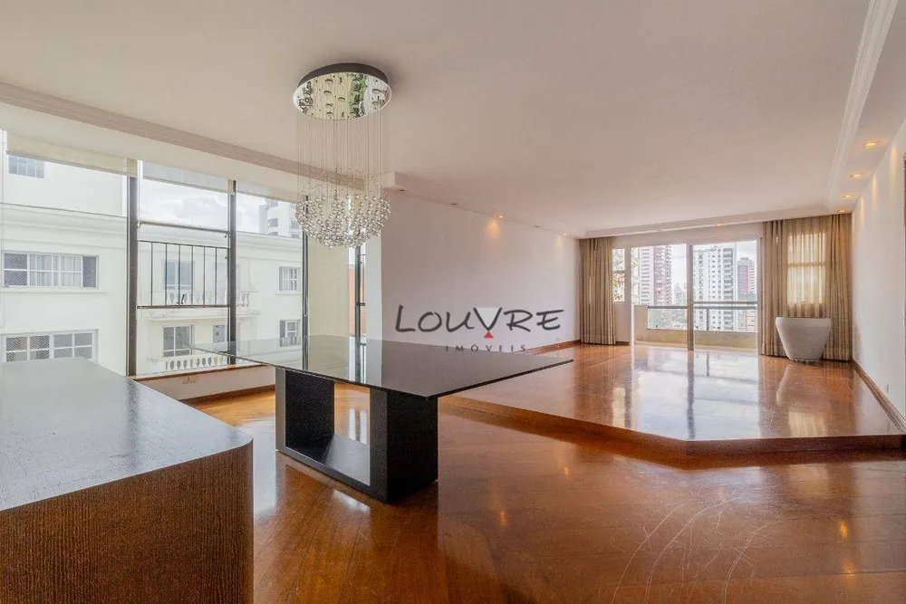 Apartamento, 3 quartos, 236 m² - Foto 2