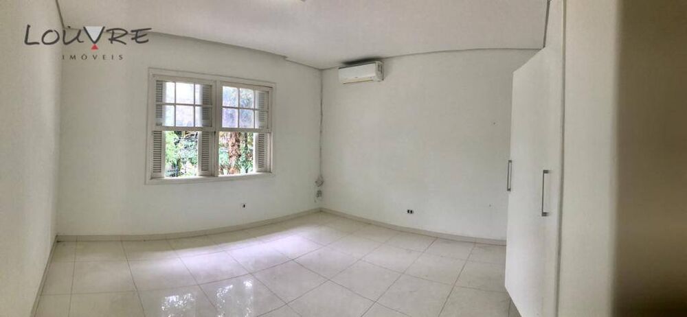 Casa à venda e aluguel com 3 quartos, 160m² - Foto 2