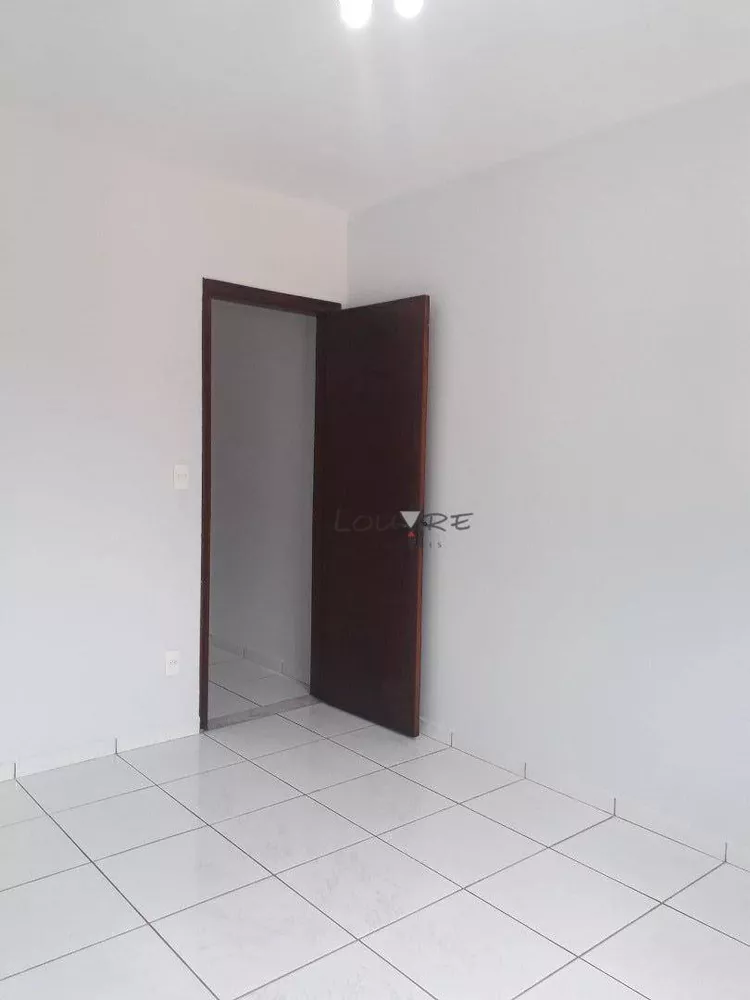 Casa à venda com 3 quartos, 126m² - Foto 8