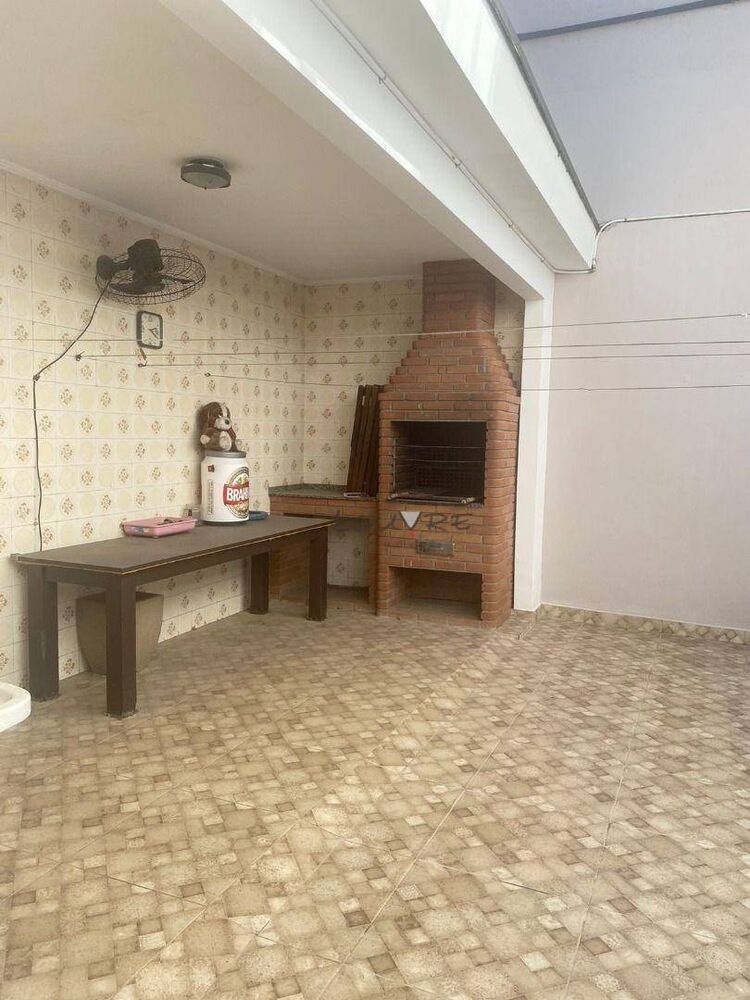 Casa, 4 quartos, 230 m² - Foto 4