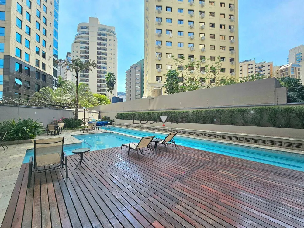 Apartamento, 1 quarto, 136 m² - Foto 2