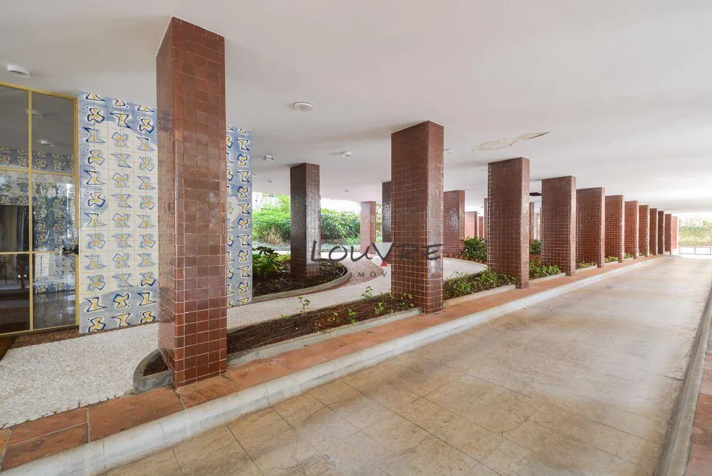 Apartamento, 4 quartos, 358 m² - Foto 2