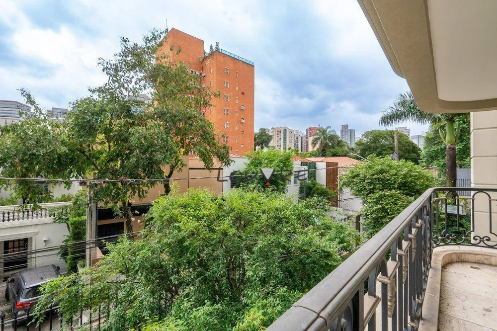 Apartamento, 4 quartos, 385 m² - Foto 1