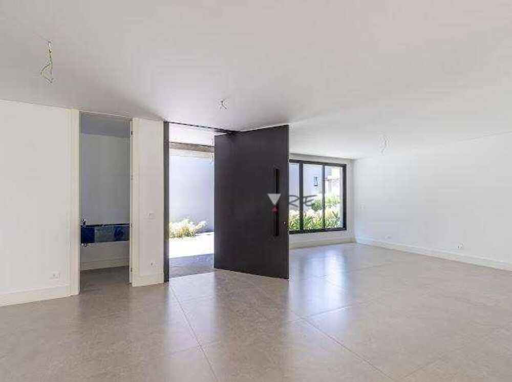 Casa de Condomínio à venda com 4 quartos, 838m² - Foto 1