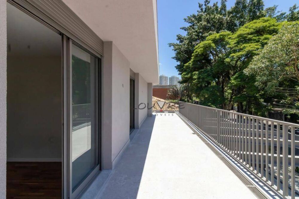 Casa à venda e aluguel com 4 quartos, 371m² - Foto 9