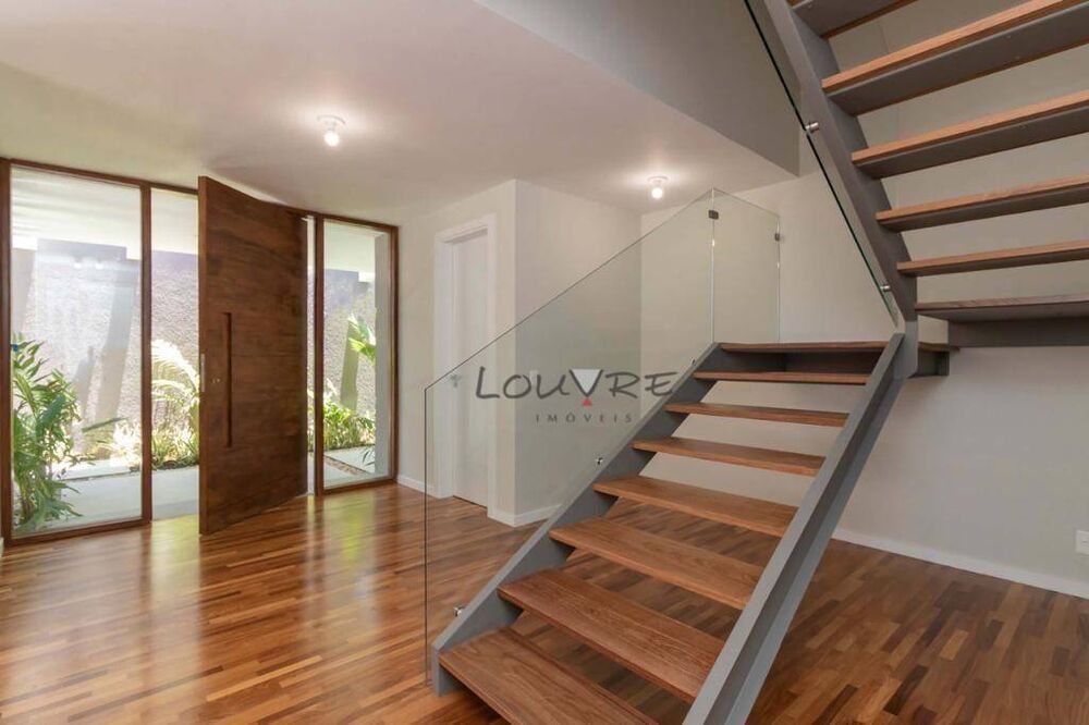 Casa à venda e aluguel com 4 quartos, 371m² - Foto 11
