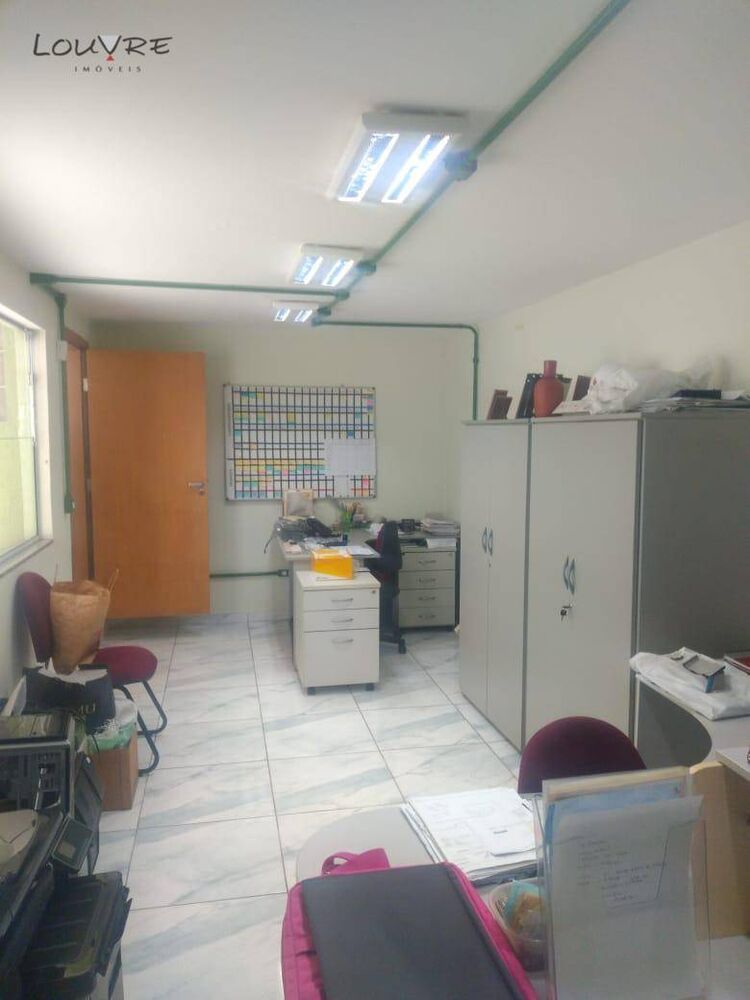 Casa à venda com 7 quartos, 140m² - Foto 10