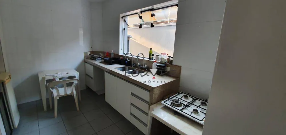 Casa, 4 quartos, 240 m² - Foto 16