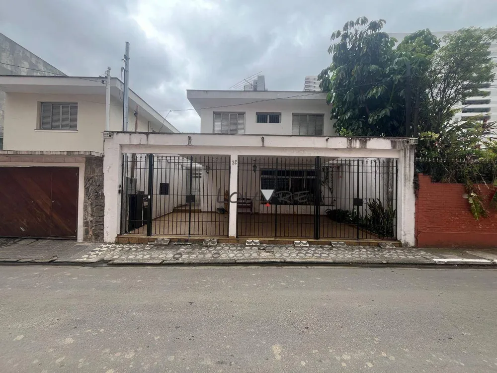Casa, 4 quartos, 222 m² - Foto 1