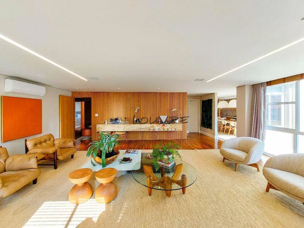 Apartamento, 3 quartos, 271 m² - Foto 1