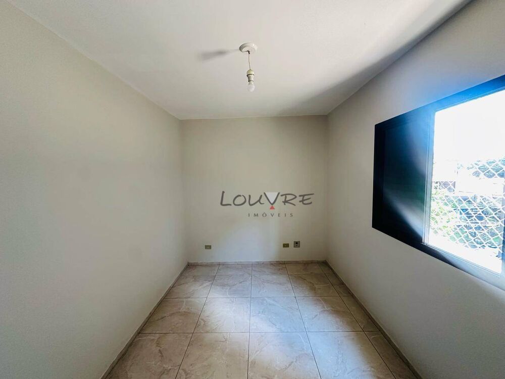 Apartamento para alugar com 2 quartos, 65m² - Foto 9