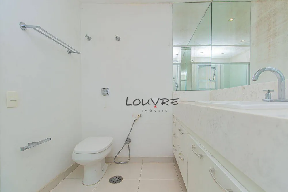 Apartamento, 3 quartos, 192 m² - Foto 1