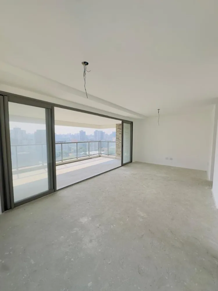 Apartamento, 3 quartos, 142 m² - Foto 2