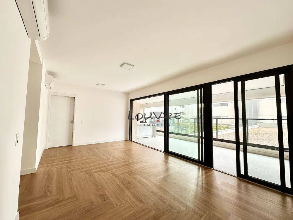 Apartamento, 3 quartos, 142 m² - Foto 2