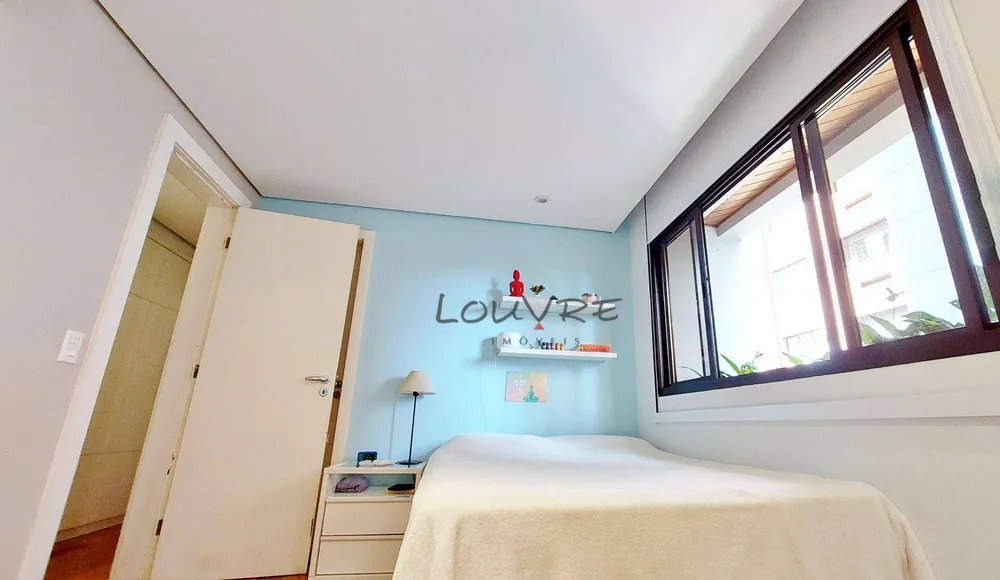 Apartamento, 4 quartos, 246 m² - Foto 1