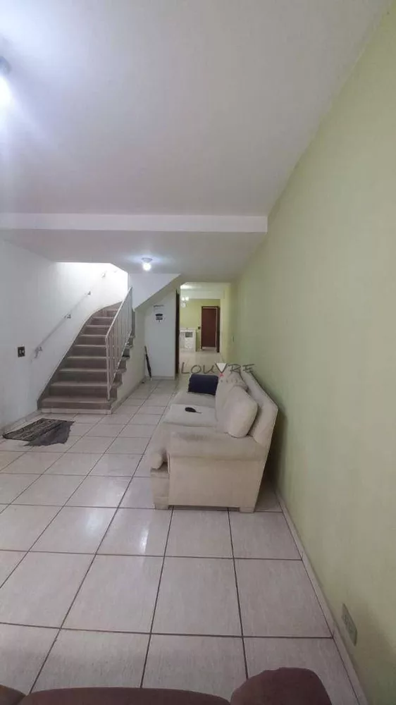 Casa à venda e aluguel com 3 quartos, 150M2 - Foto 4