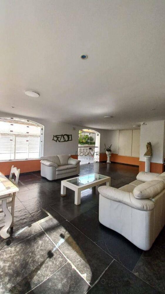 Apartamento à venda com 2 quartos, 83m² - Foto 1