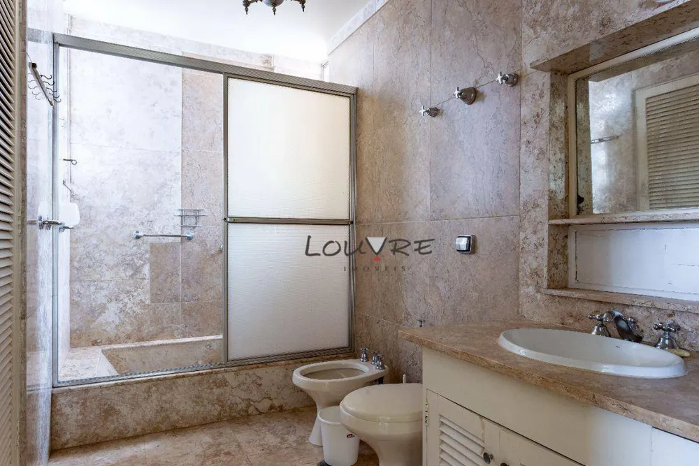 Apartamento, 3 quartos, 234 m² - Foto 2