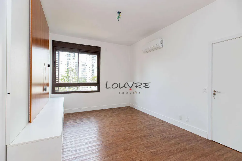 Apartamento, 3 quartos, 157 m² - Foto 2
