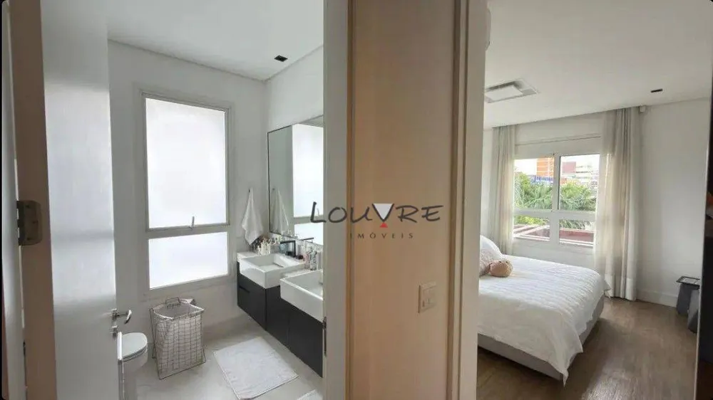 Apartamento, 3 quartos, 217 m² - Foto 1