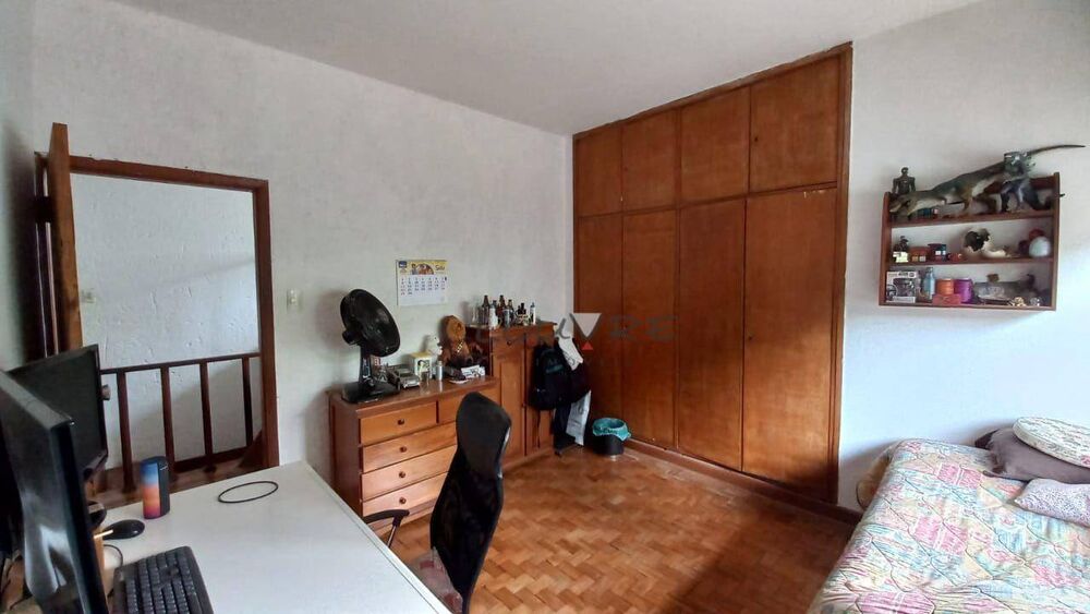 Casa, 4 quartos, 250 m² - Foto 11