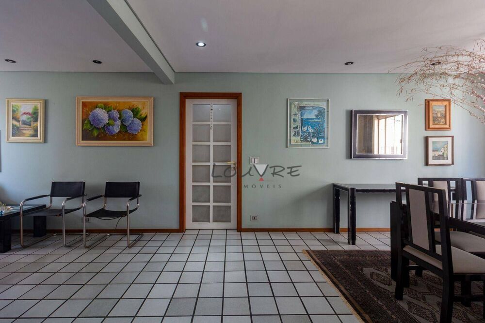 Apartamento à venda com 4 quartos, 150m² - Foto 1