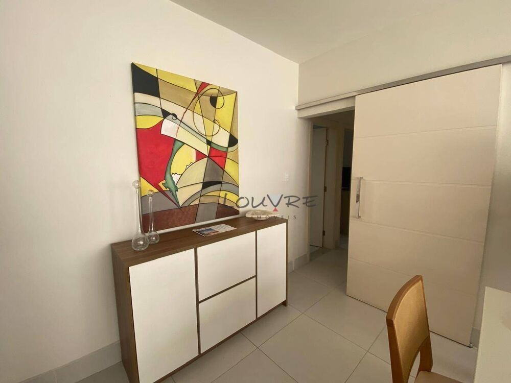 Apartamento à venda com 4 quartos, 107m² - Foto 2